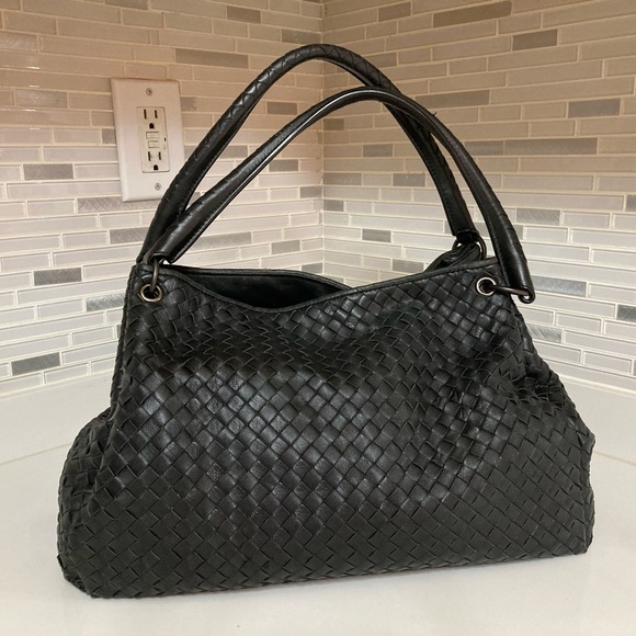 *SOLD* Bottega Veneta Classic Vintage Hobo - Picture 3 of 7